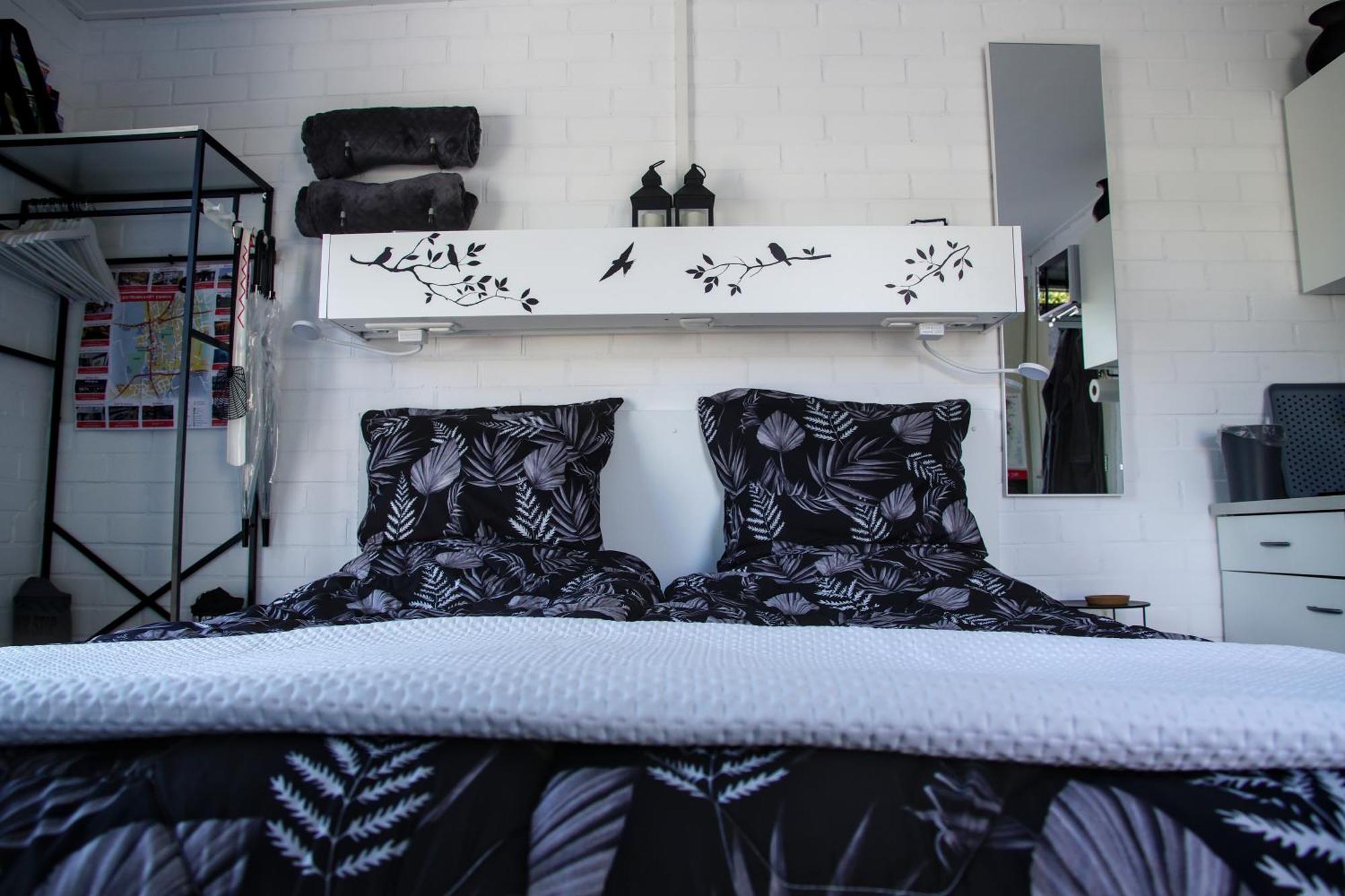 Emmen Bed And Breakfast Bagian luar foto