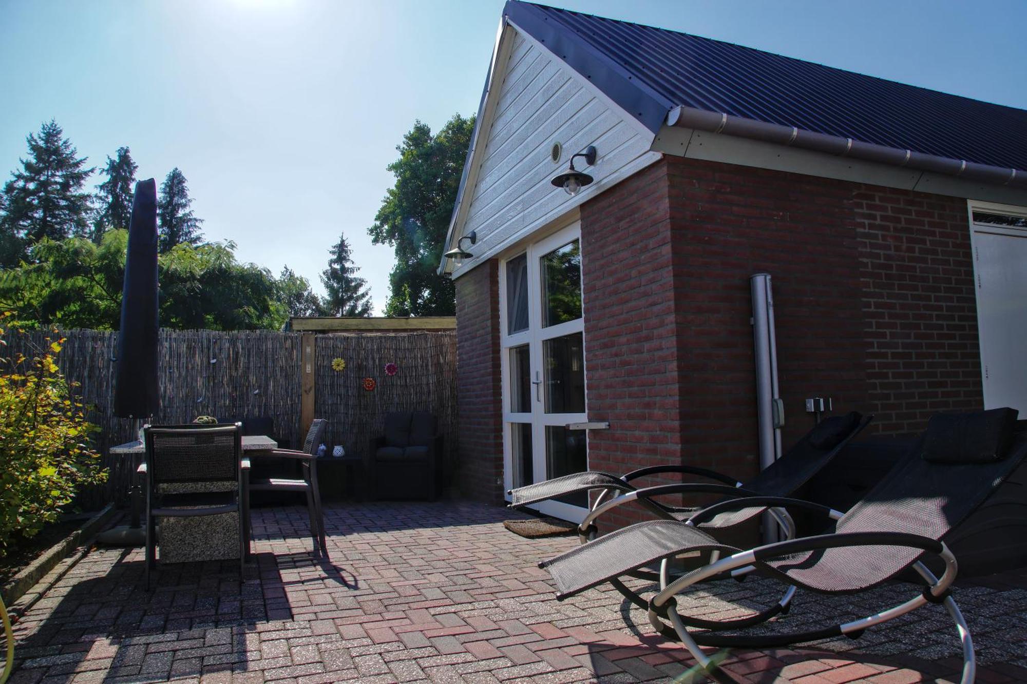 Emmen Bed And Breakfast Bagian luar foto