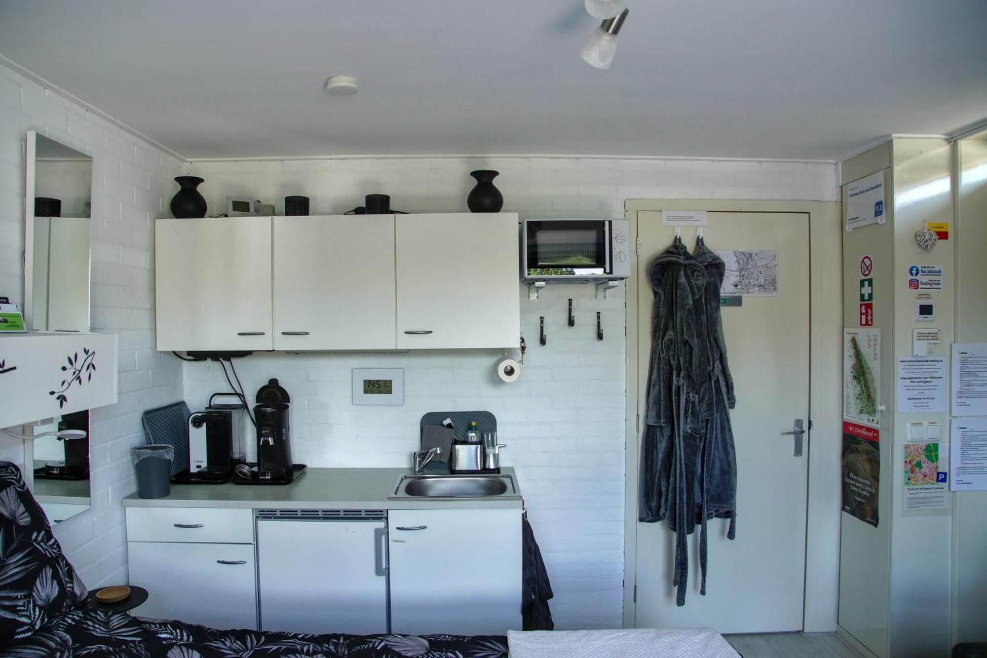 Emmen Bed And Breakfast Bagian luar foto